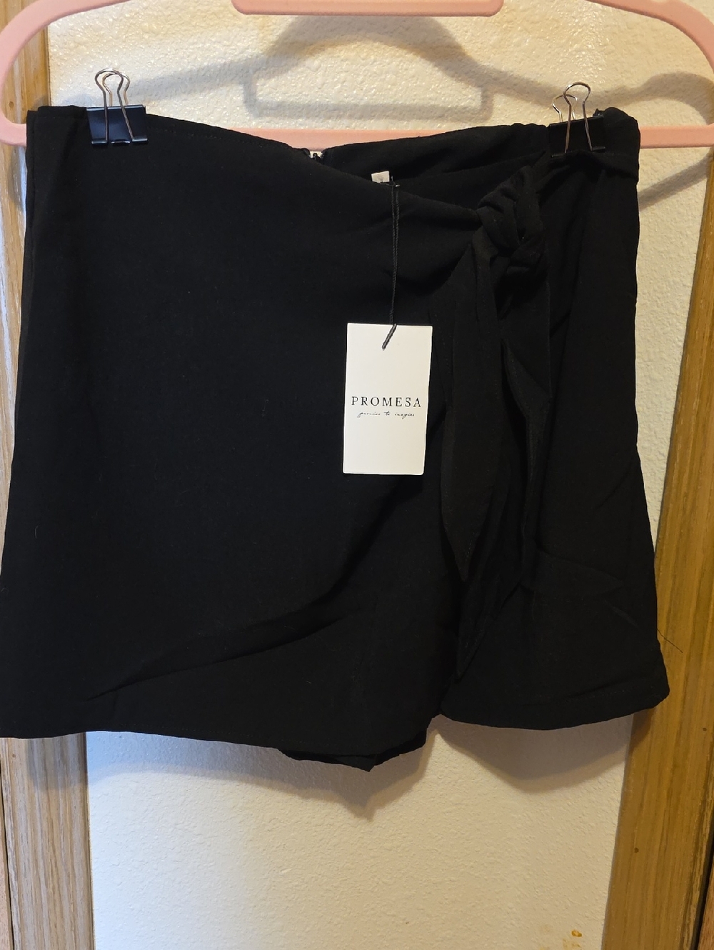 Promesa Black Tie-Waist Skort